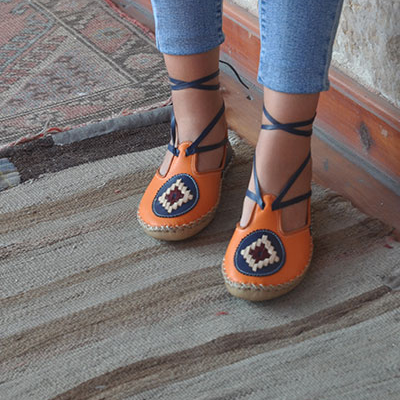 Flat Belt Lace-Up - 30