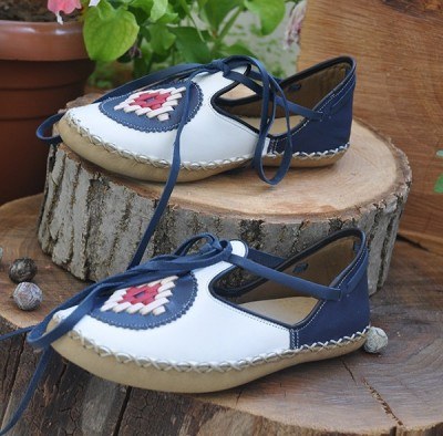 Front White Back Navy Blue Leather Yemeni - 5