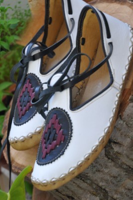 White-Navy Blue Lace-Up Boots - 4